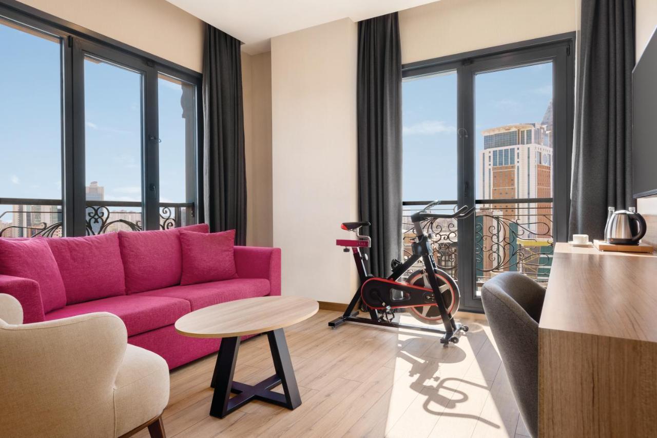 Tryp By Wyndham Istanbul Atasehir Hotel Exterior photo
